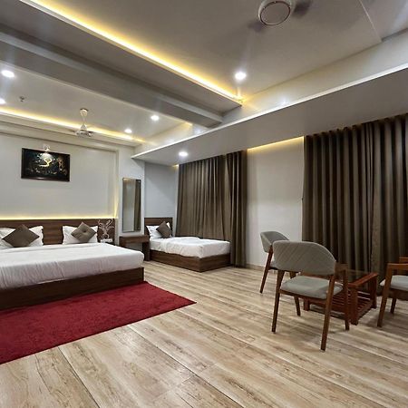Hotel Holiday Icon Dwarka (Gujarat) Exterior foto